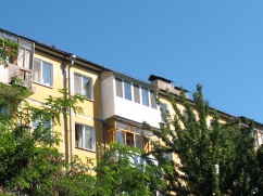 Балкон с крышей